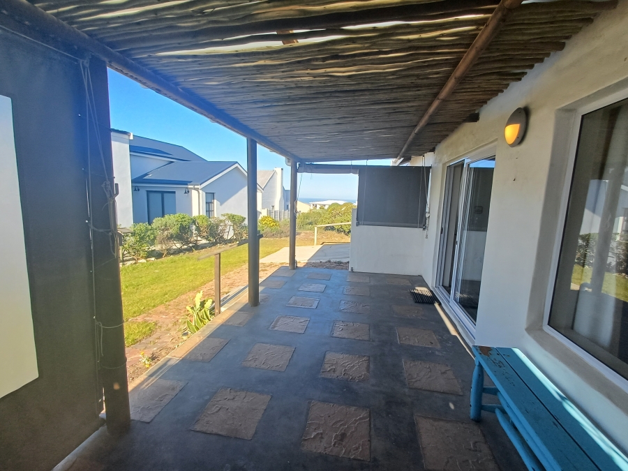 To Let 2 Bedroom Property for Rent in Oceanview Heights Western Cape